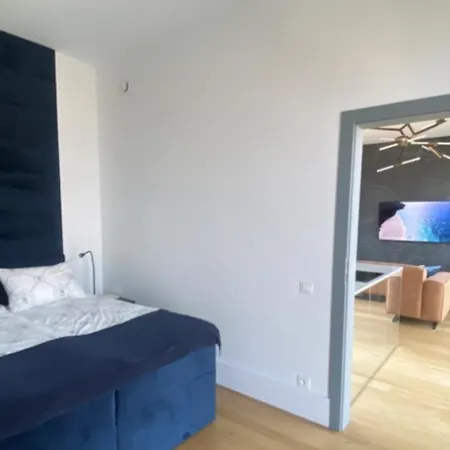 Hanza Tower 25 Vip-81m